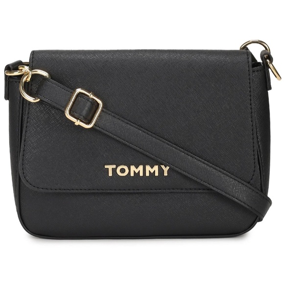 Tommy Hilfiger Handbags - New Tommy Hilfiger Kendall II Saffiano Cross Body Purse Black